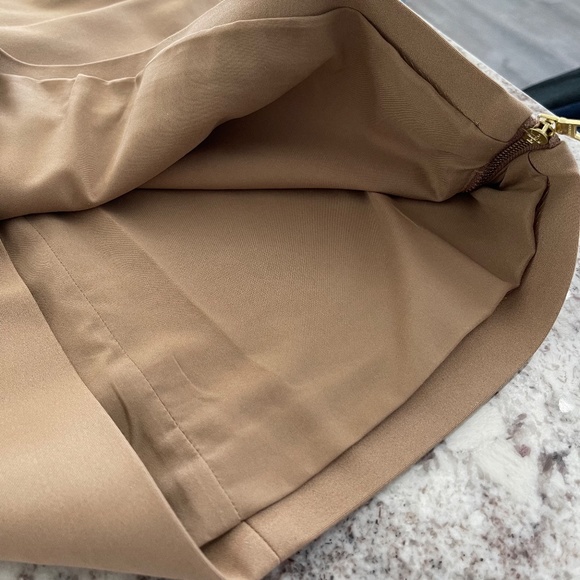 Express Pencil Skirt, Zipper detail - Picture 5 of 12